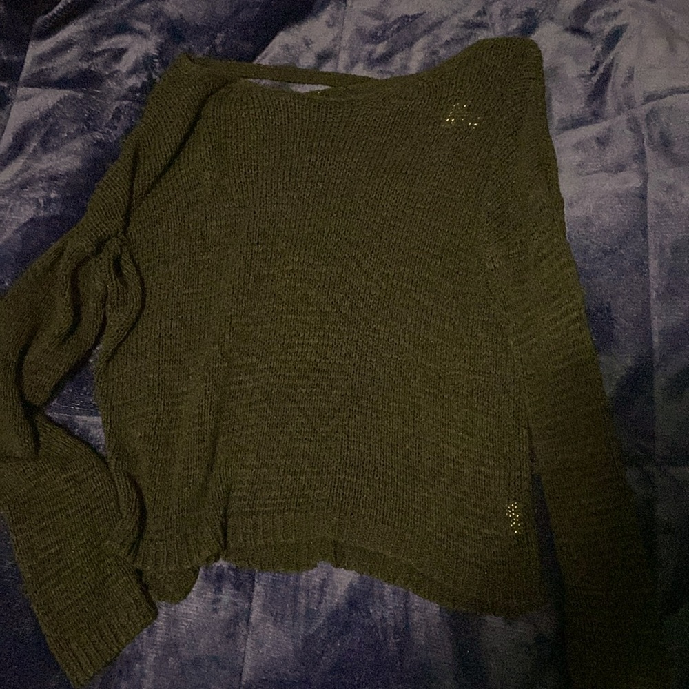 Black knitted shirt
